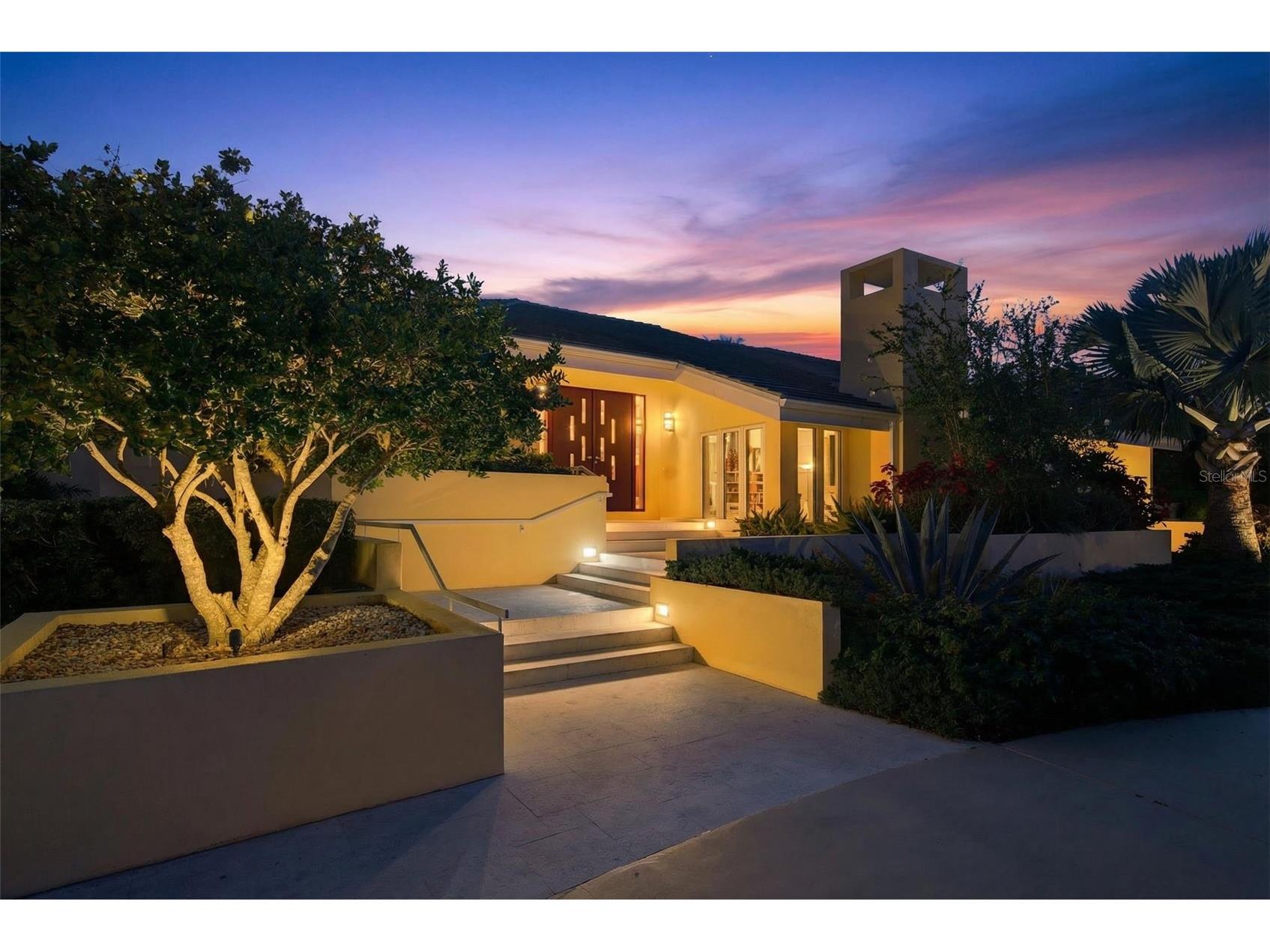 1571 Harbor Cay Lane Longboat Key FL 34228 - SARASOTA BAY A4666688 image3