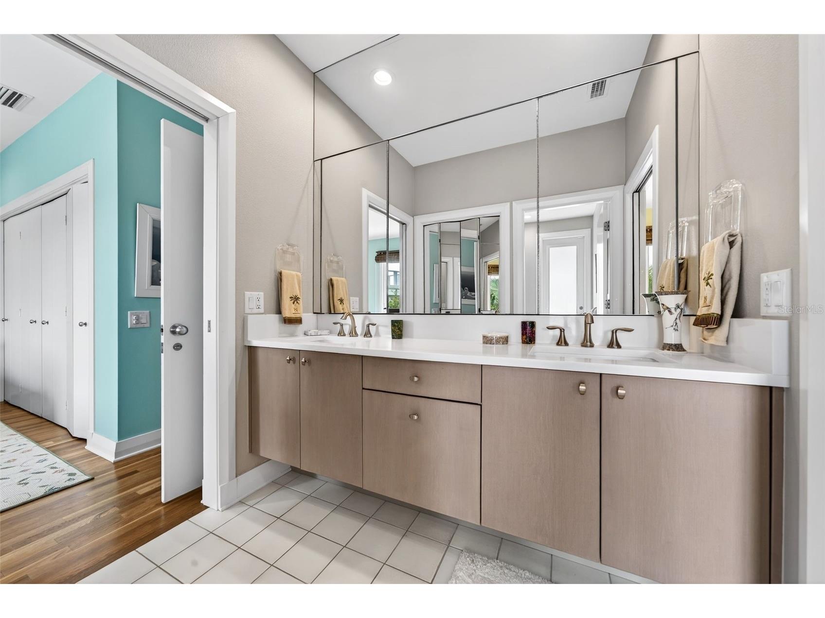 1571 Harbor Cay Lane Longboat Key FL 34228 - SARASOTA BAY A4666688 image53