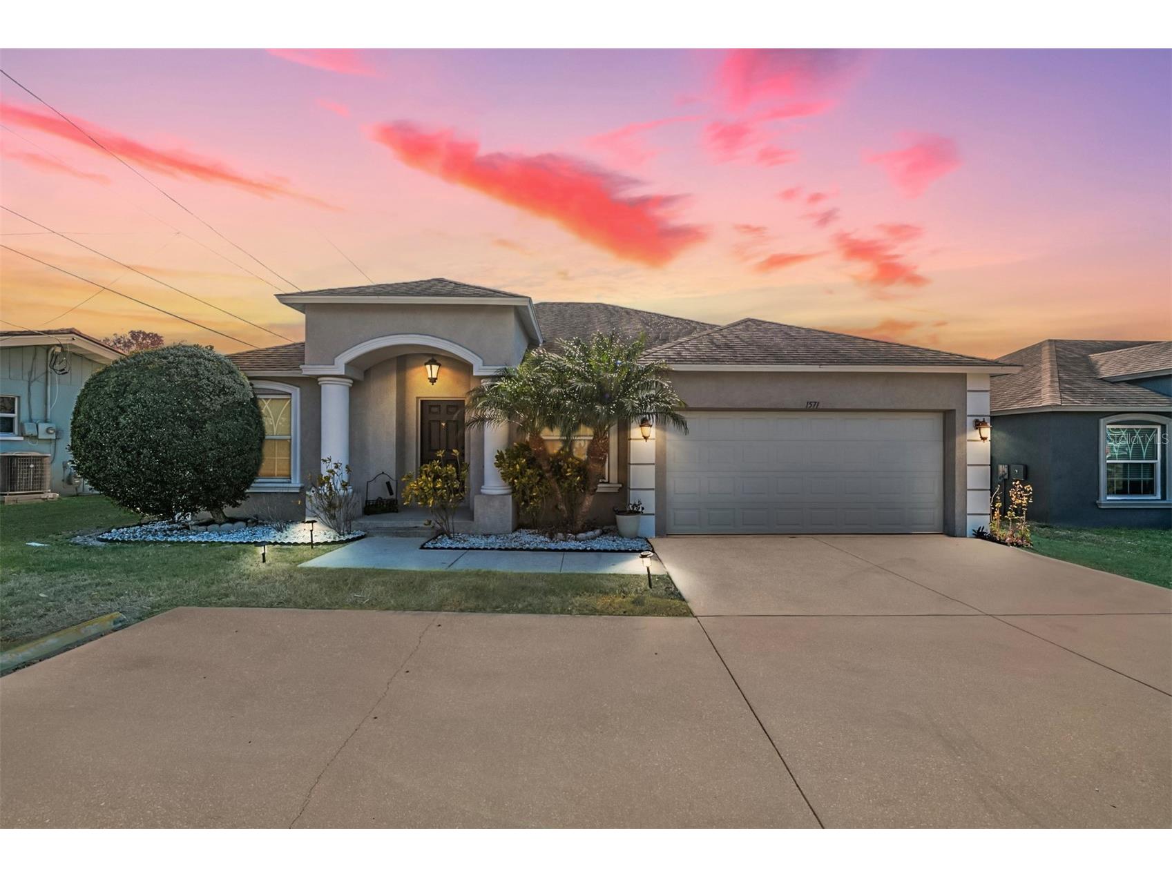 1571 Sunset Point Road Clearwater FL 33755 TB8471373 image1