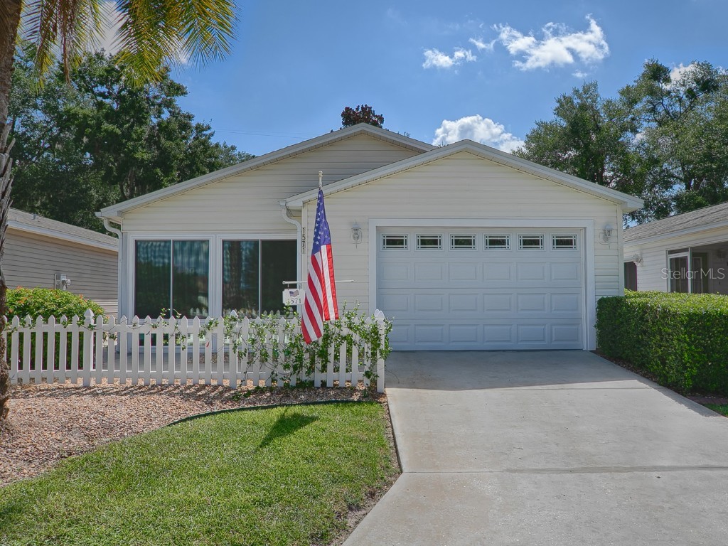 1571 Woodfield Way The Villages FL 32162 G5072183 image1
