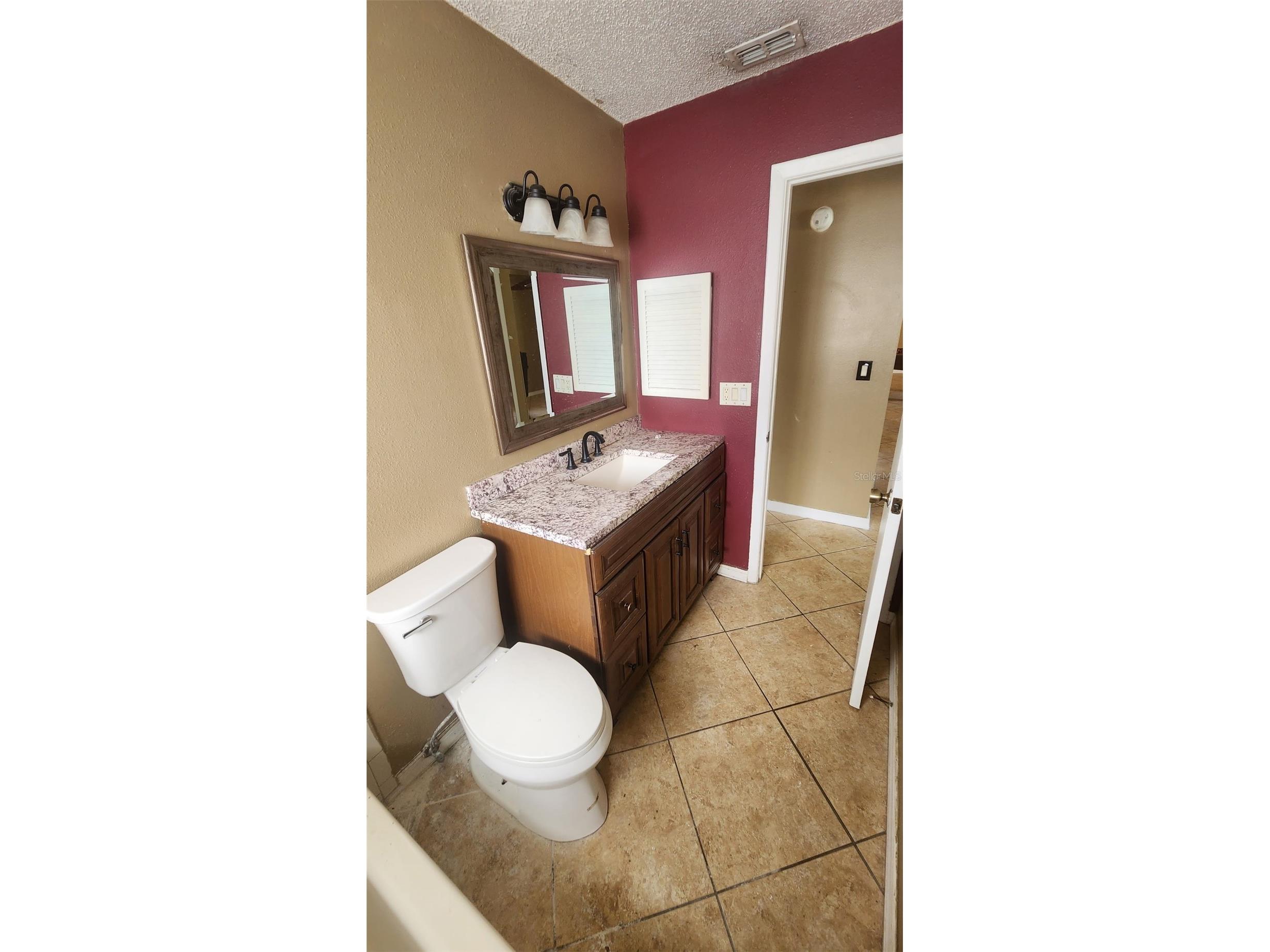 15711 Scrimshaw Drive Tampa FL 33624 TB8516865 image21