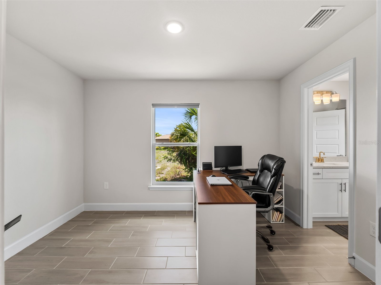 15712 Aldama Circle Port Charlotte FL 33981 - RED HOOK WATERWAY C7526097 image17