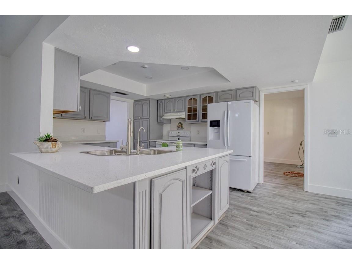 15715 Almondwood Drive Tampa FL 33613 TB8457525 image13