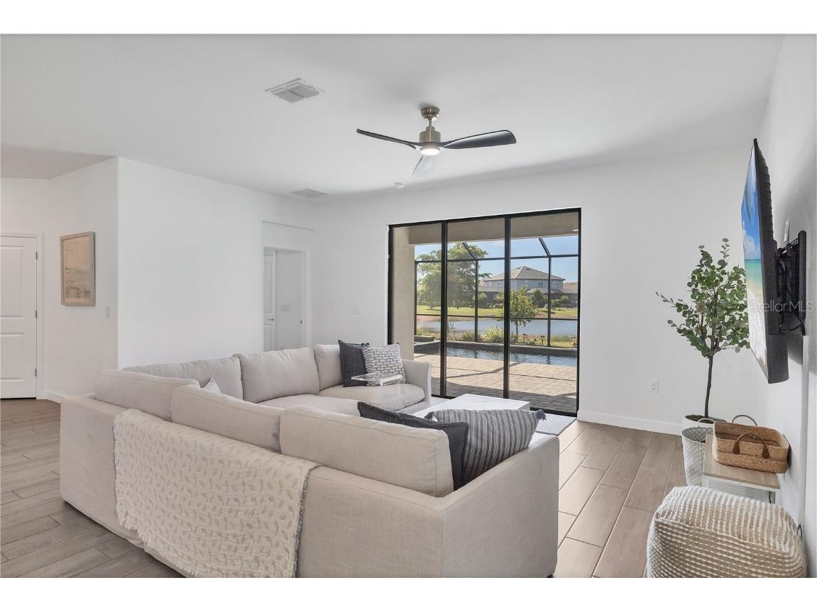 15716 Barefoot Beach Drive Bradenton FL 34211 A4671291 image9