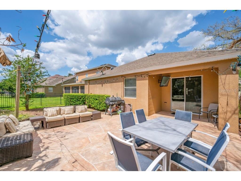15721 Oakleaf Run Drive Lithia FL 33547 TB8492356 image2