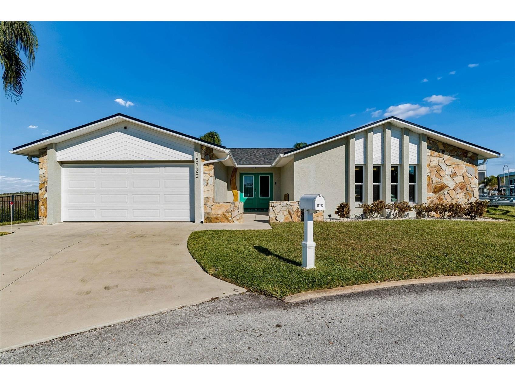 15722 Donzi Drive Hudson FL 34667 O6379723 image1