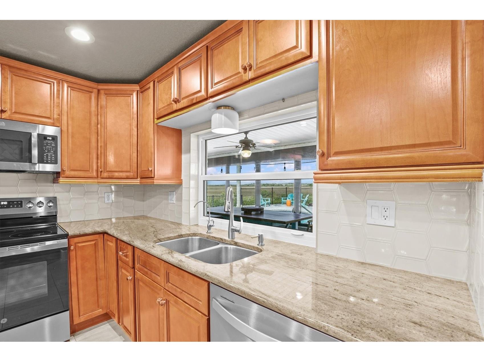 15722 Donzi Drive Hudson FL 34667 - GULF W7885604 image29