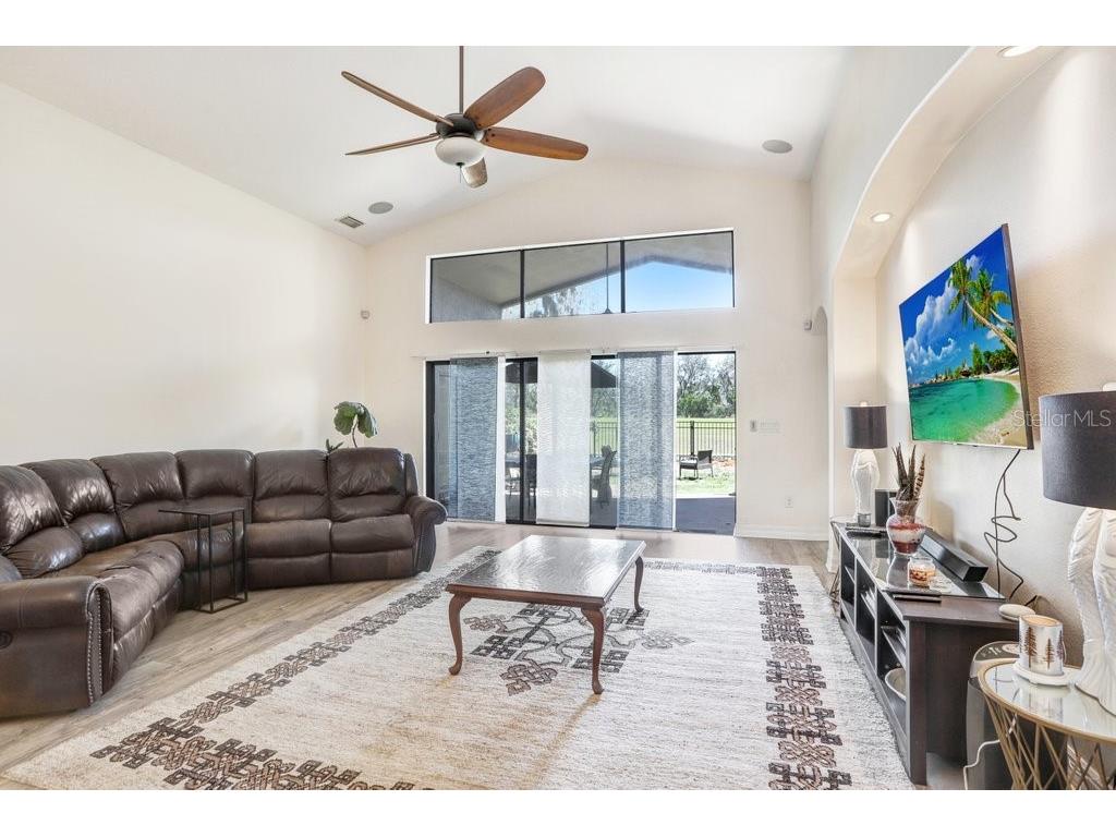 15723 Starling Water Drive Lithia FL 33547 TB8512277 image8