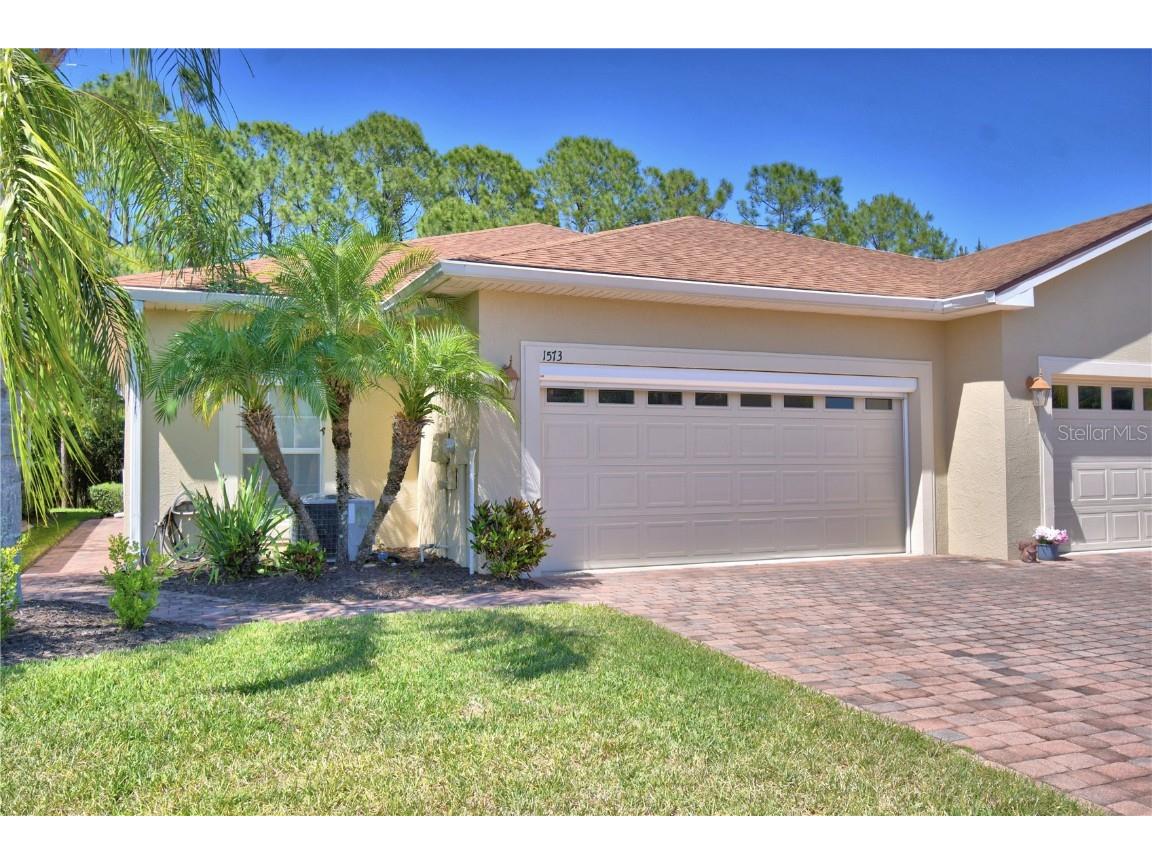 1573 Vienna Square Dr Winter Haven FL 33884 P4934517 image1