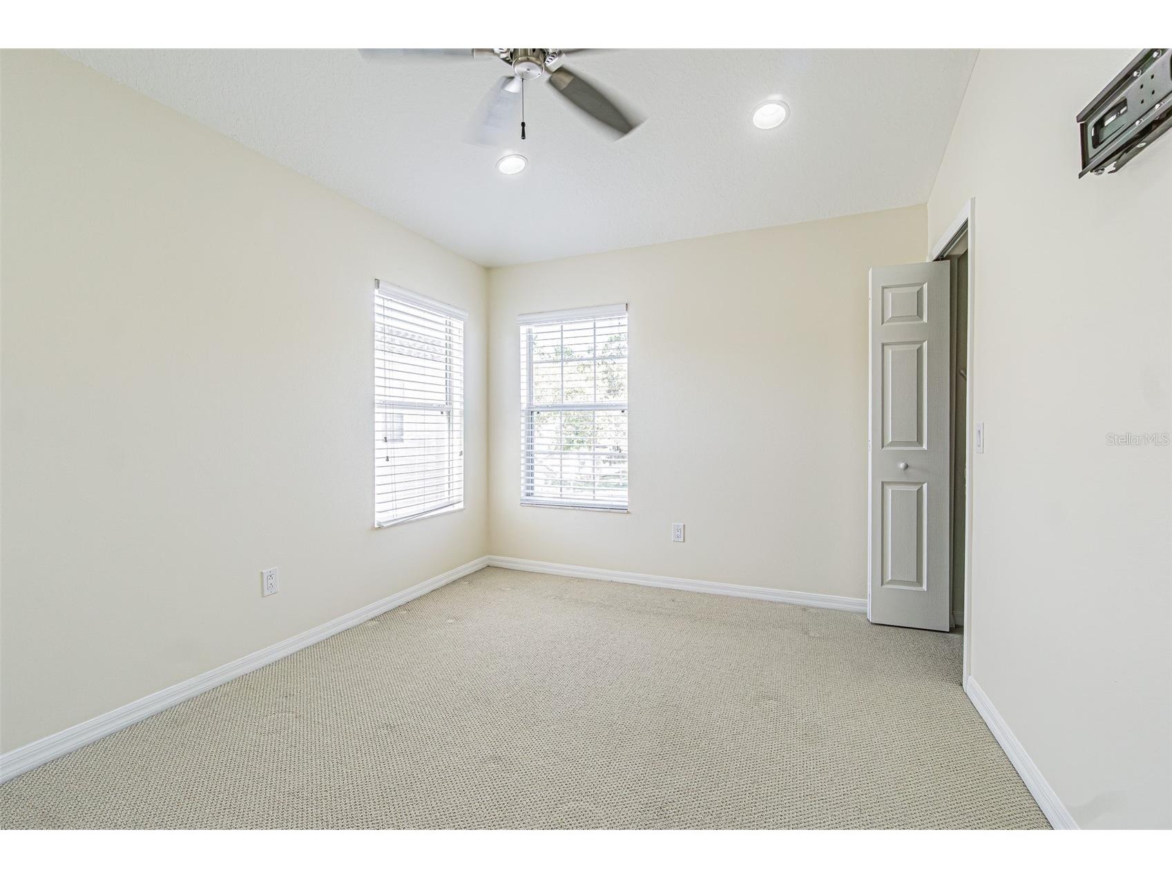 15735 Cedar Elm Terrace Land O Lakes FL 34638 TB8488560 image19