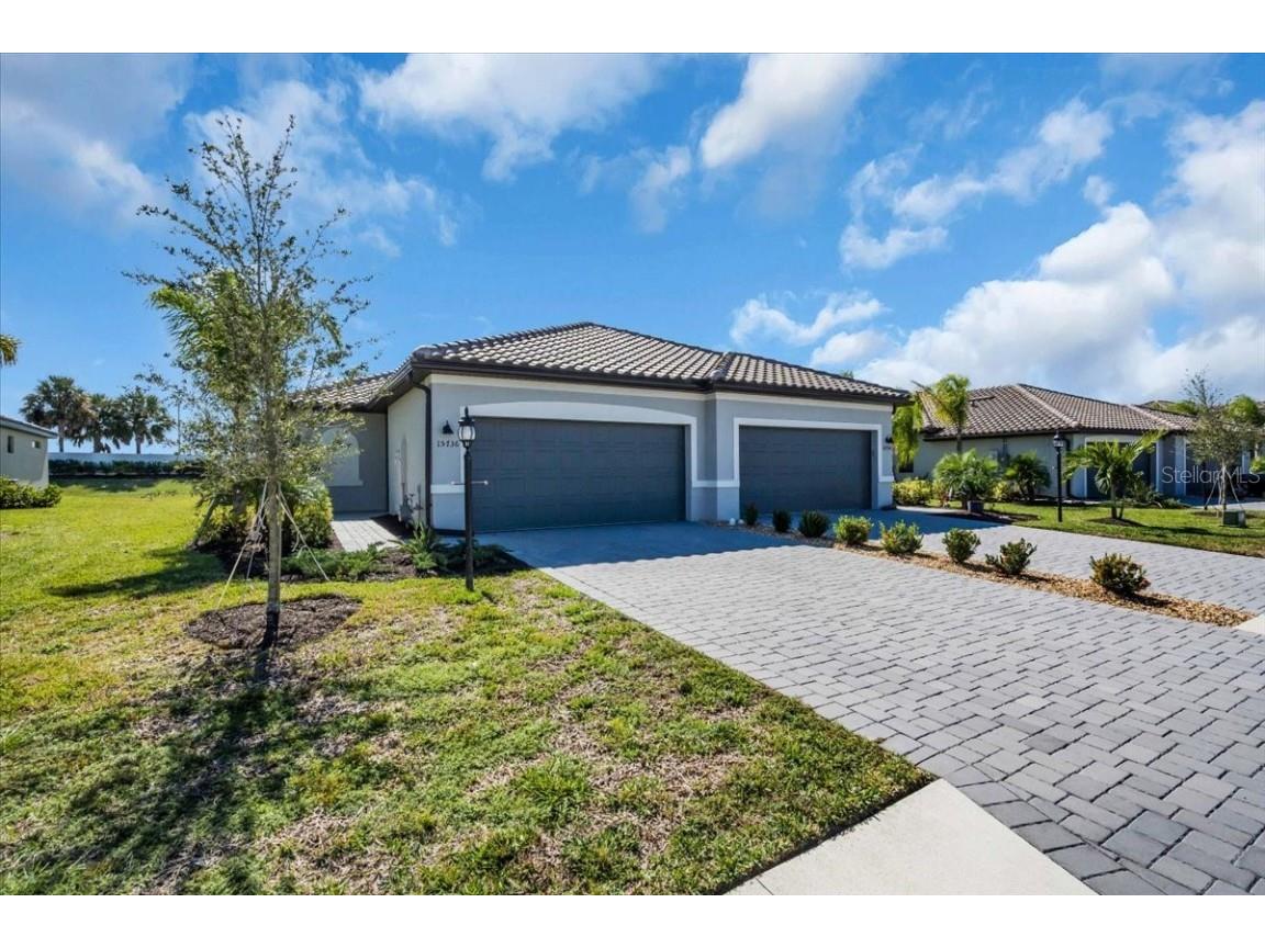 15736 Sunny Day Drive Bradenton FL 34211 A4659190 image1