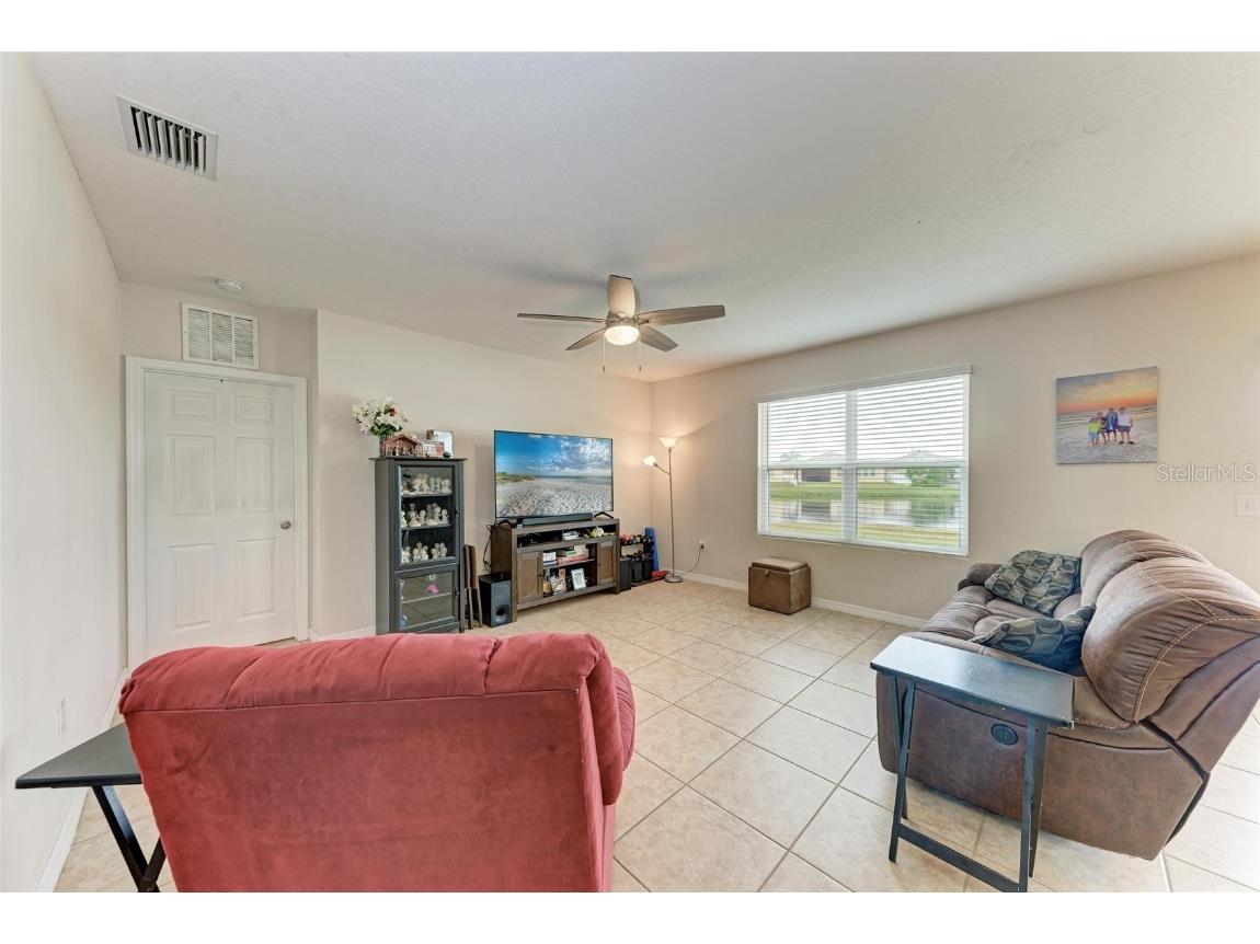 15737 High Bell Place Bradenton FL 34212 A4665989 image16