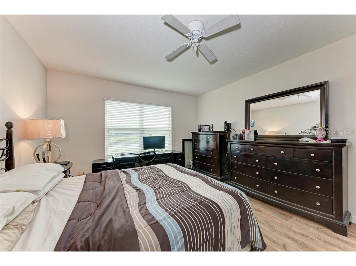 15737 High Bell Place Bradenton FL 34212 A4665989 image23