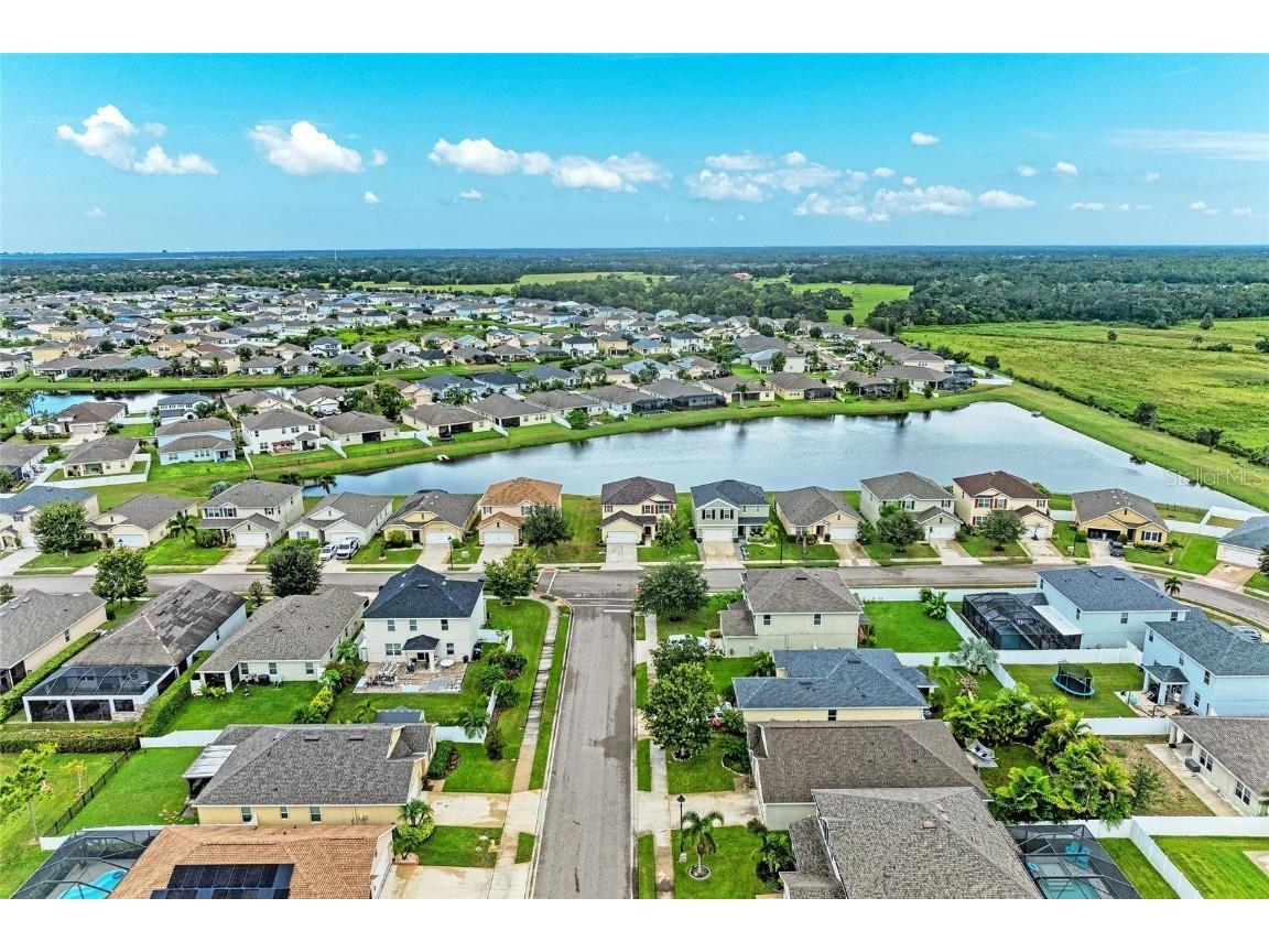 15737 High Bell Place Bradenton FL 34212 A4665989 image55