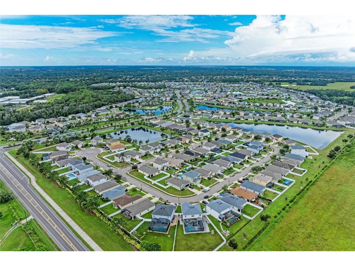 15737 High Bell Place Bradenton FL 34212 A4665989 image56