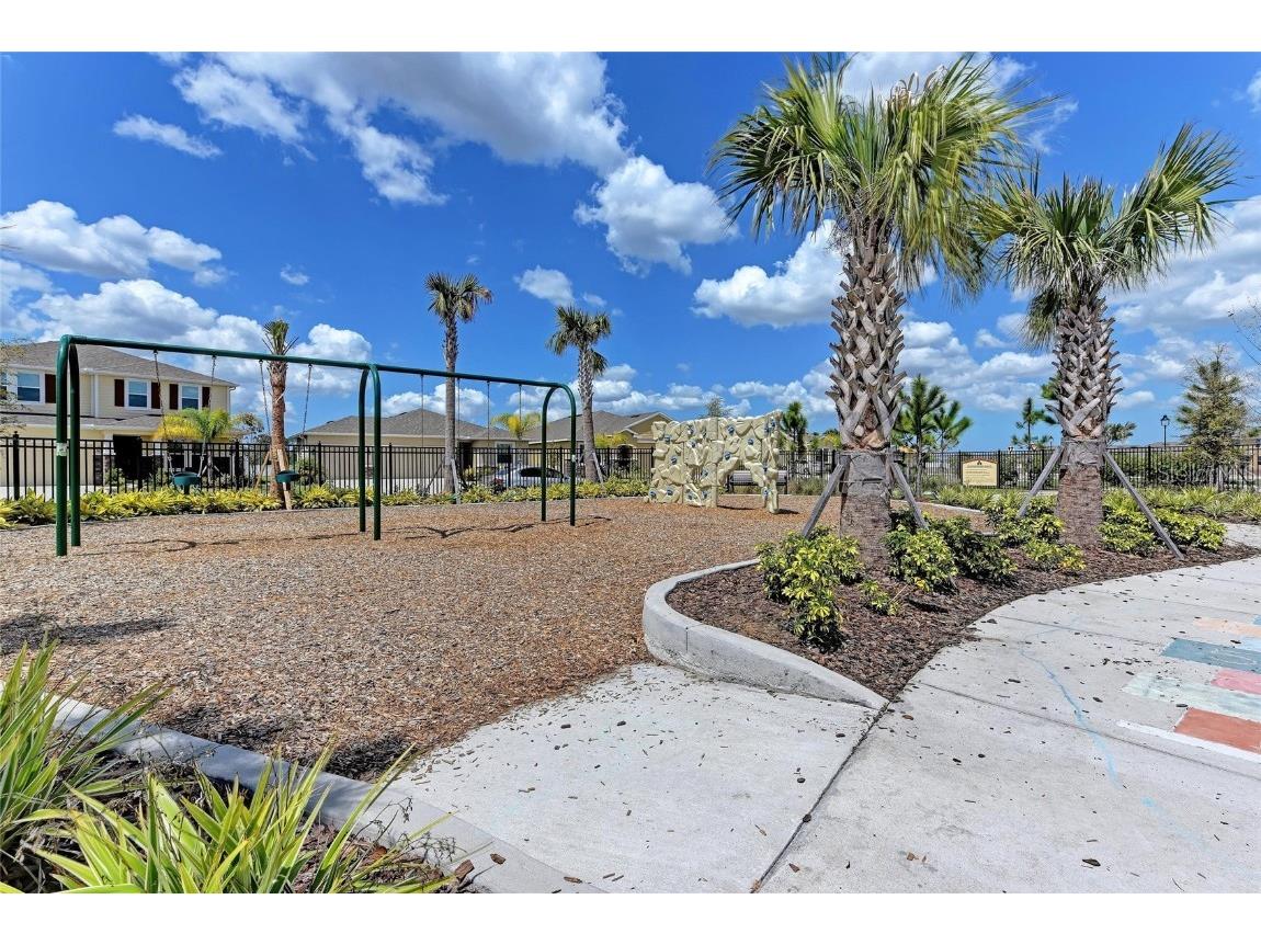 15737 High Bell Place Bradenton FL 34212 A4665989 image63