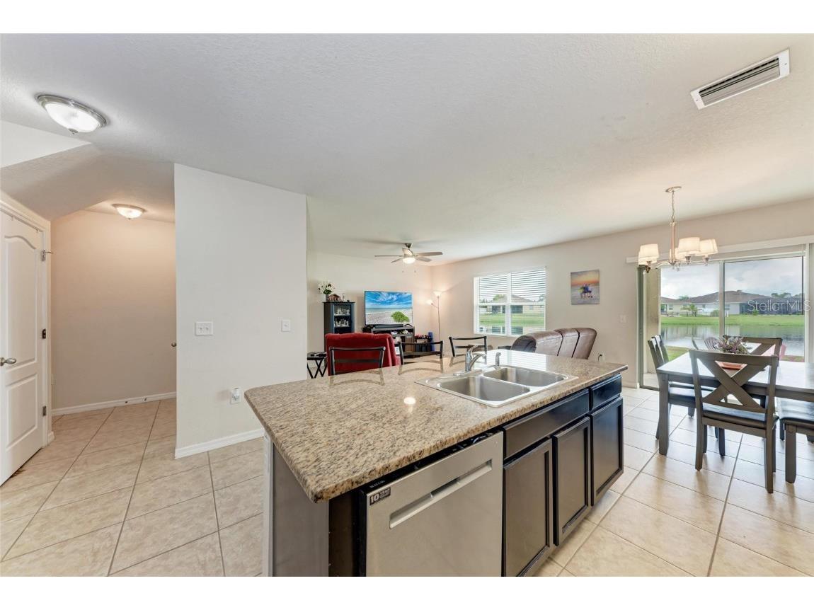 15737 High Bell Place Bradenton FL 34212 A4665989 image9