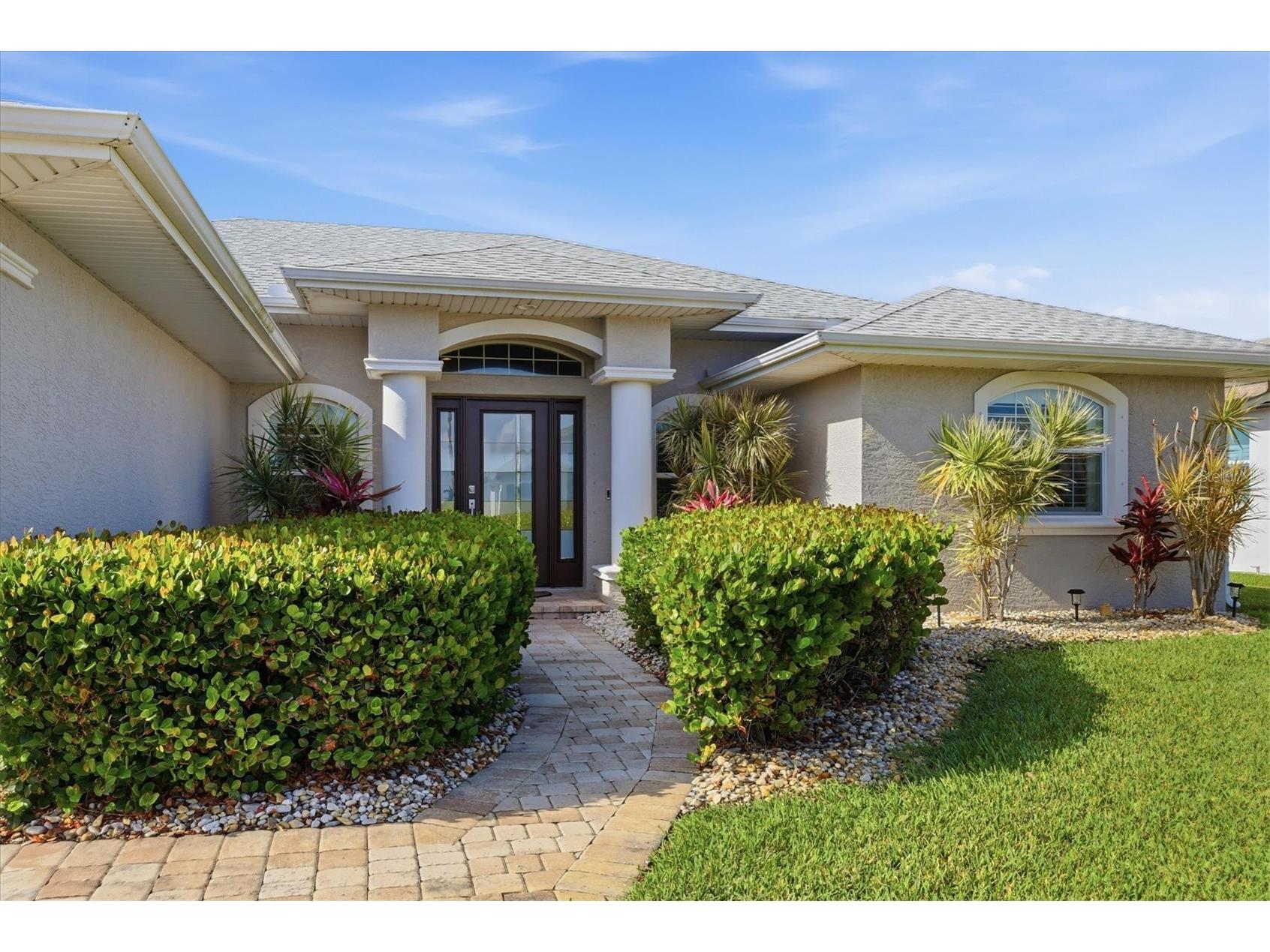 15738 Applewhite Circle Port Charlotte FL 33981 - STUART WATERWAY D6147500 image2