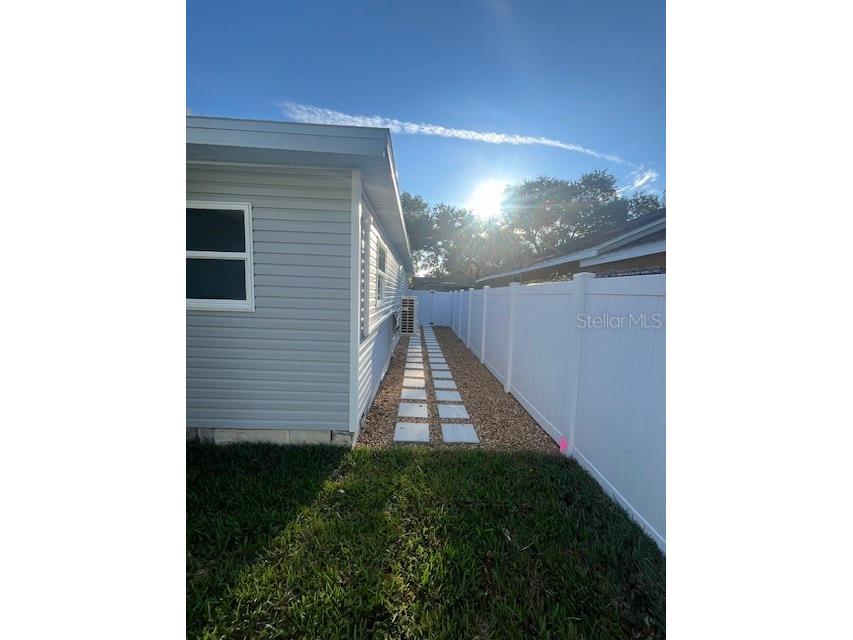 1574 Ewing Avenue Clearwater FL 33756 TB8423247 image16