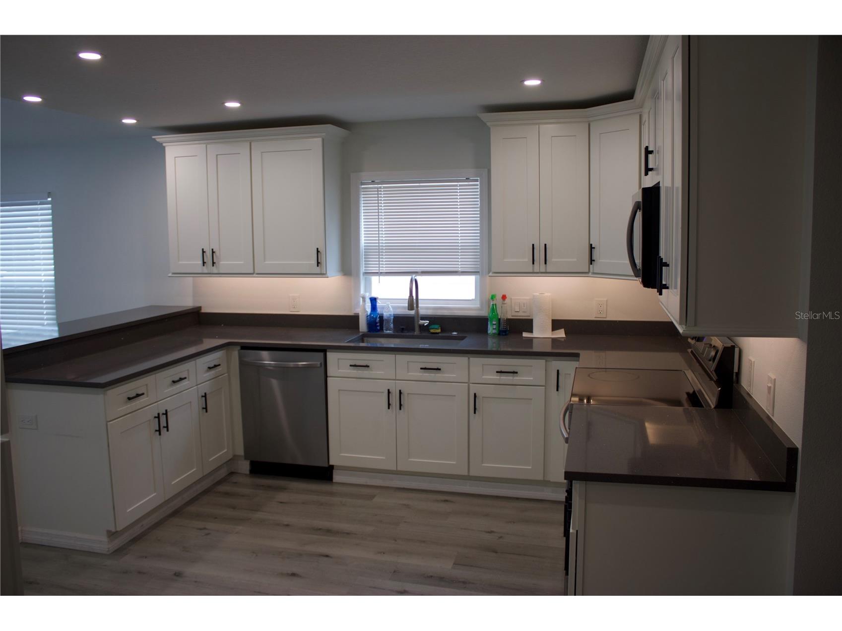 1574 Ewing Avenue Clearwater FL 33756 TB8515698 image4