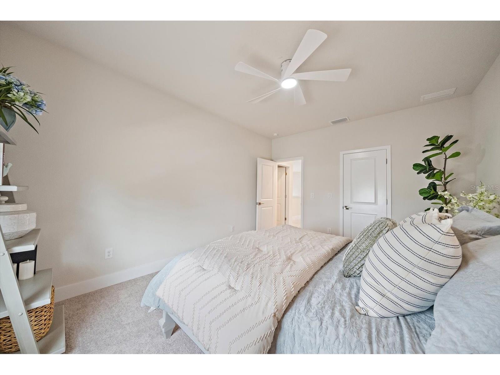 1574 Running Tide Place Sarasota FL 34240 A4693300 image37