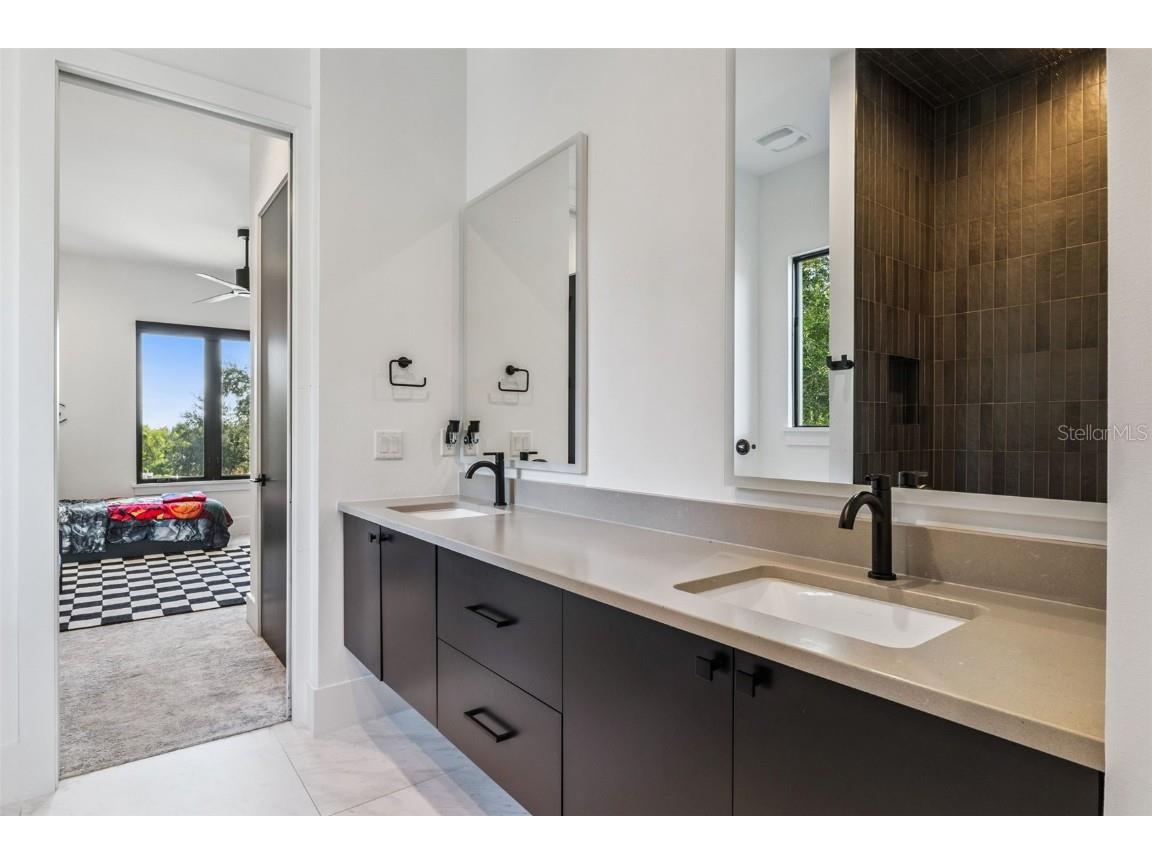 15746 Pendio Dr Montverde FL 34756 - LAKE SIENA O6354264 image33