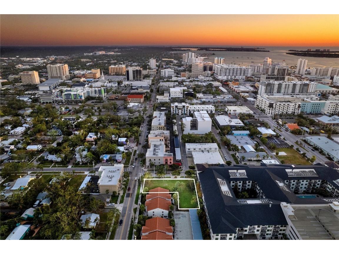 1575 Blvd Of The Arts Sarasota FL 34236 A4649157 image5