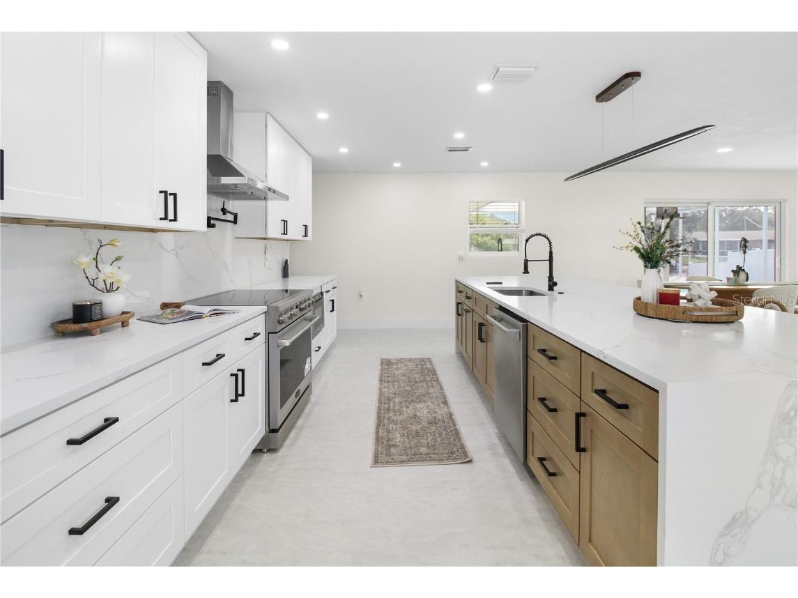 1575 Brookside Boulevard Largo FL 33770 TB8452957 image8