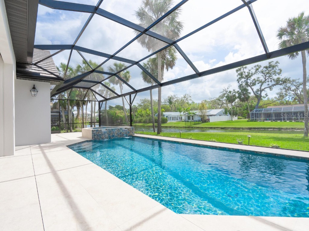 1575 Eastbrook Drive Sarasota FL 34231 - SPRING FED LAKE A4643636 image5