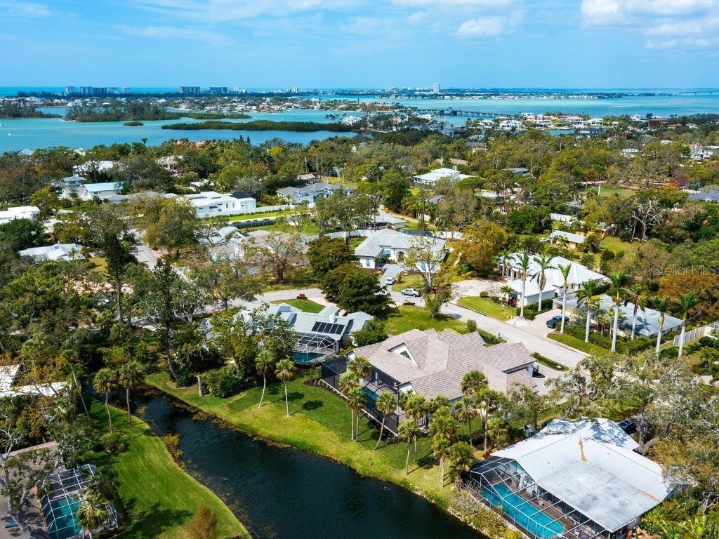 1575 Eastbrook Drive Sarasota FL 34231 - SPRING FED LAKE A4643636 image50