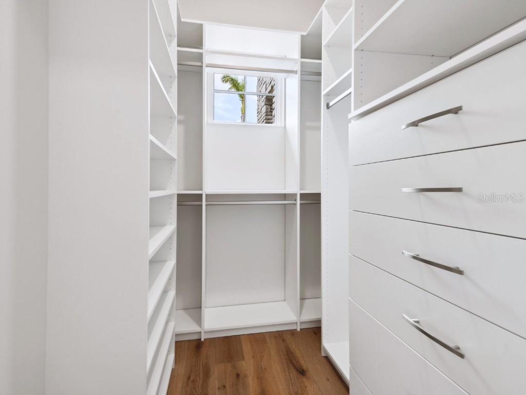 1575 Eastbrook Drive Sarasota FL 34231 - SPRING FED LAKE A4643636 image64