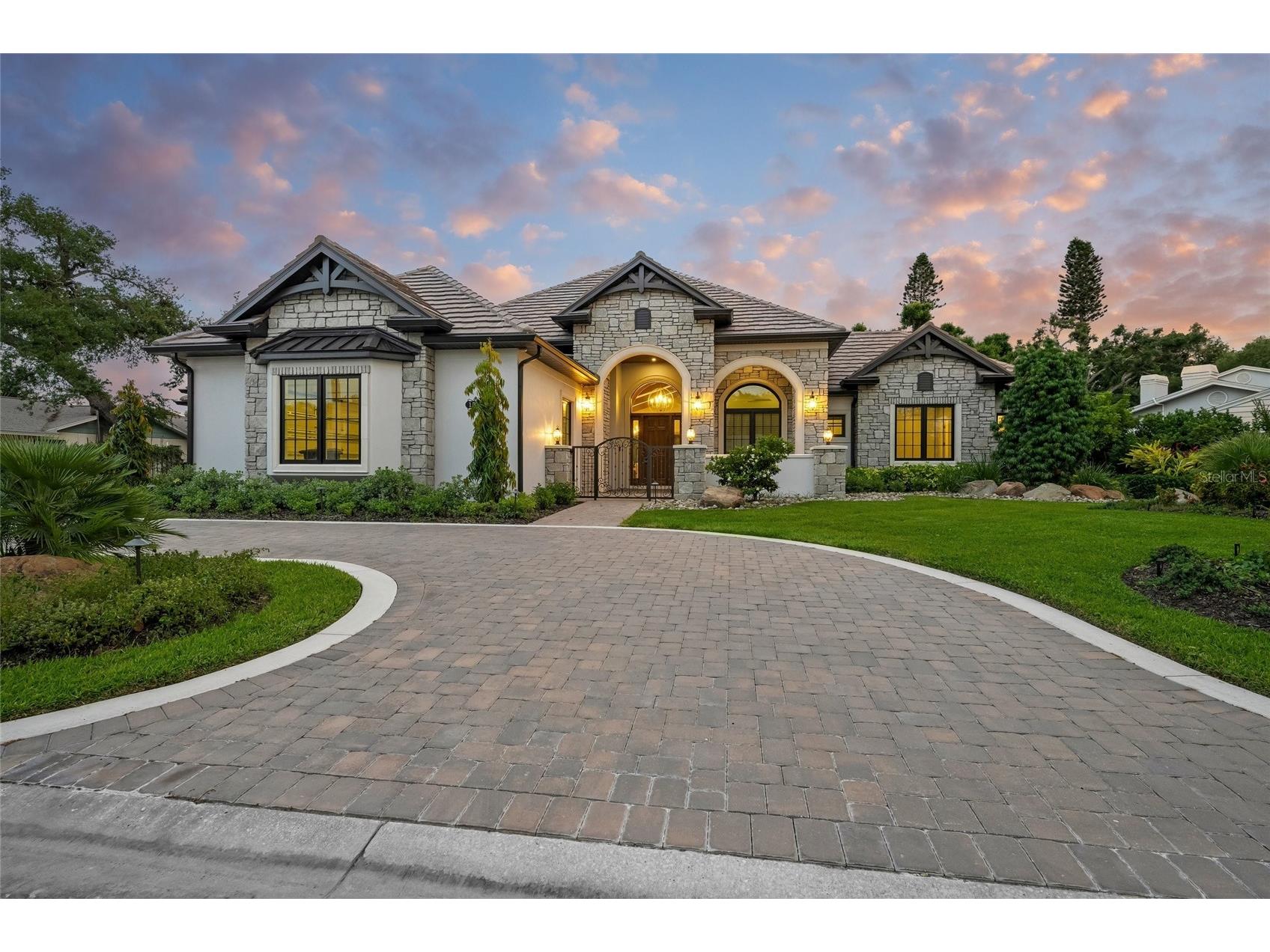 1575 Eastbrook Drive Sarasota FL 34231 - SPRING FED LAKE A4692922 image1