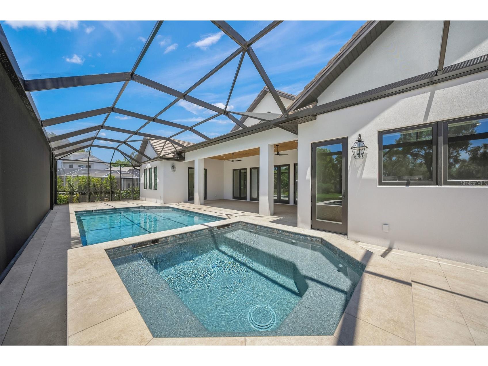 1575 Eastbrook Drive Sarasota FL 34231 - SPRING FED LAKE A4692922 image48