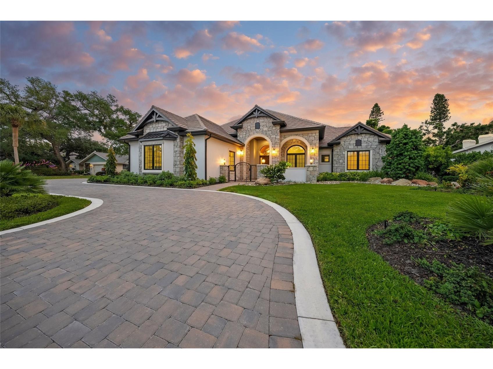 1575 Eastbrook Drive Sarasota FL 34231 - SPRING FED LAKE A4692922 image60