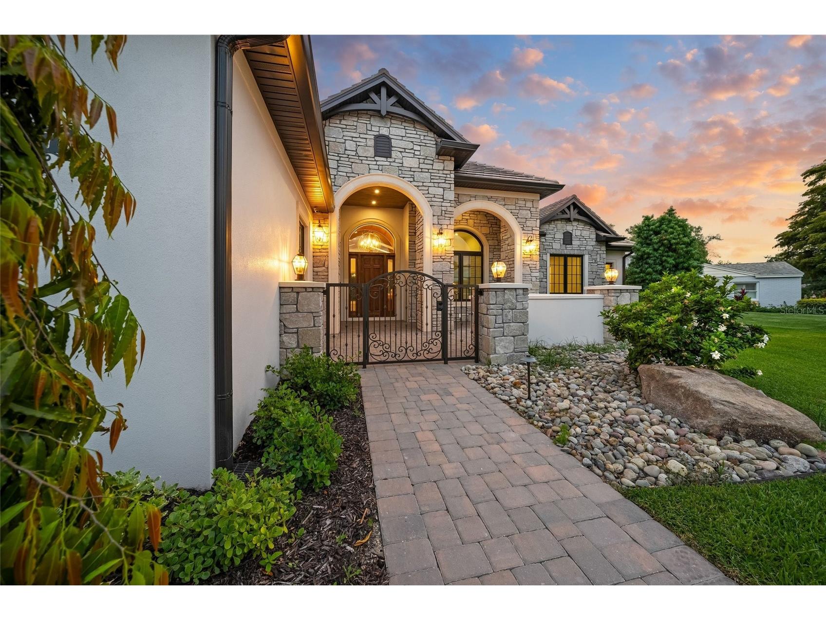 1575 Eastbrook Drive Sarasota FL 34231 - SPRING FED LAKE A4692922 image63
