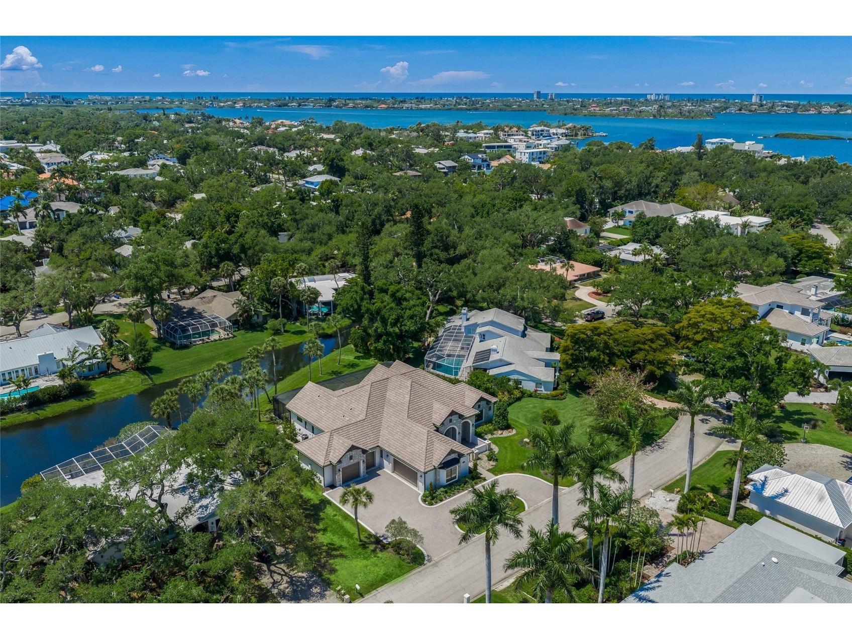 1575 Eastbrook Drive Sarasota FL 34231 - SPRING FED LAKE A4692922 image73