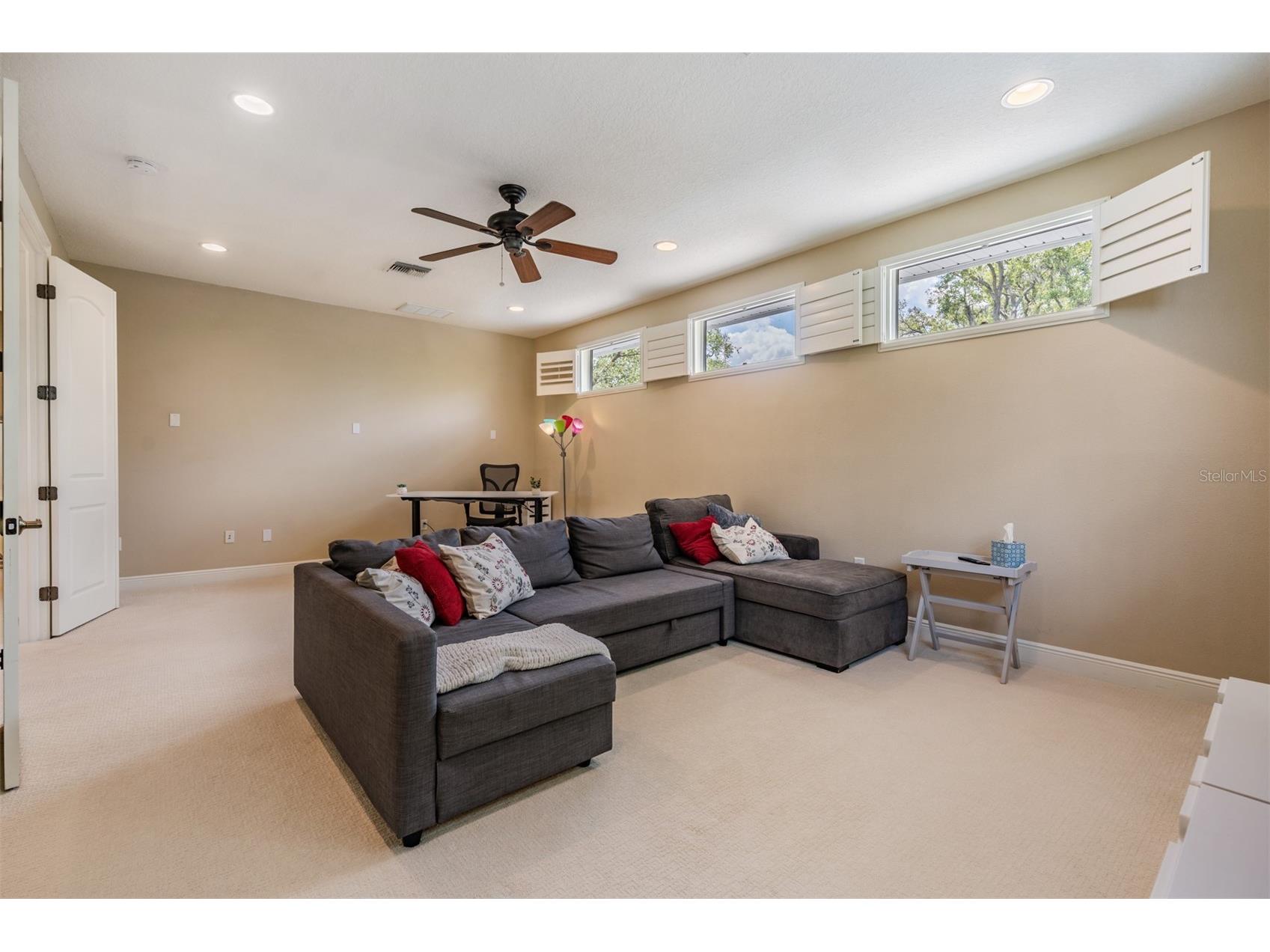 1575 Quail Drive Dunedin FL 34698 TB8502785 image35