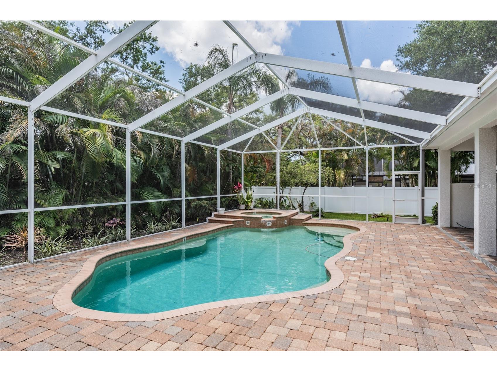 1575 Quail Drive Dunedin FL 34698 TB8502785 image46