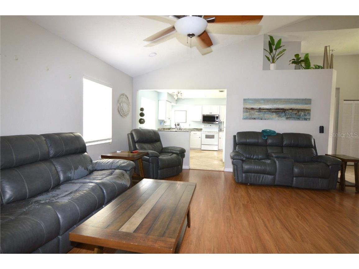 1576 Fawnwood Circle Sarasota FL 34232 N6140061 image9