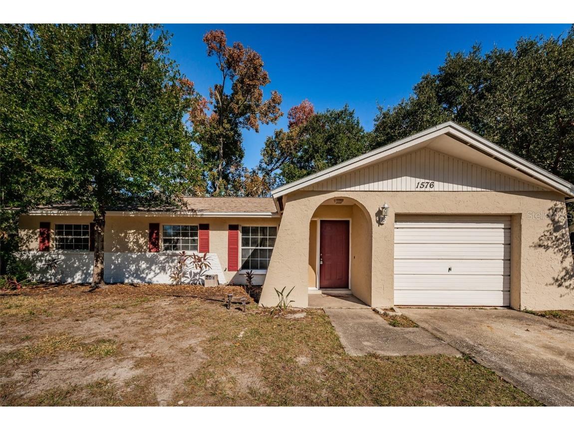 1576 Greenwood Drive Dunedin FL 34698 U8145037 image1