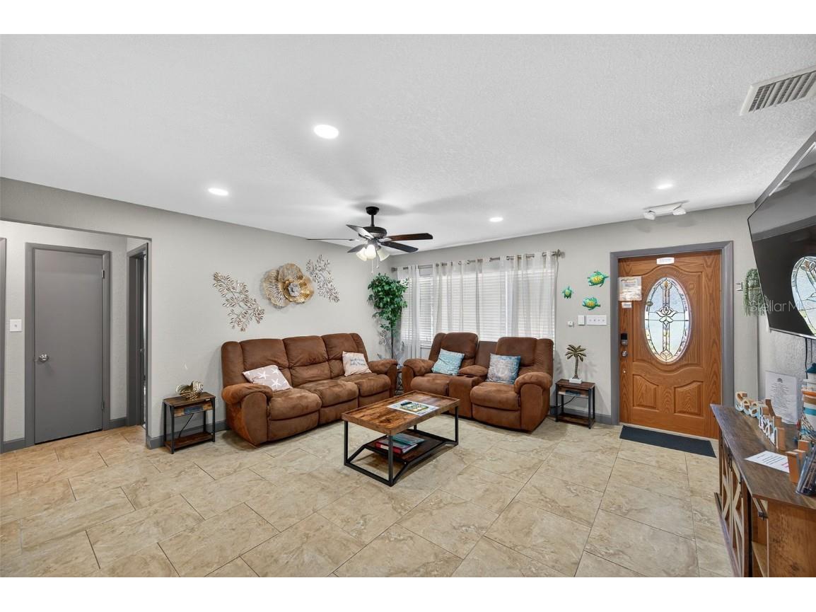 1576 Rosery Road NE Largo FL 33770 W7878714 image14