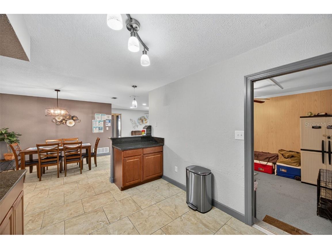 1576 Rosery Road NE Largo FL 33770 W7878714 image24