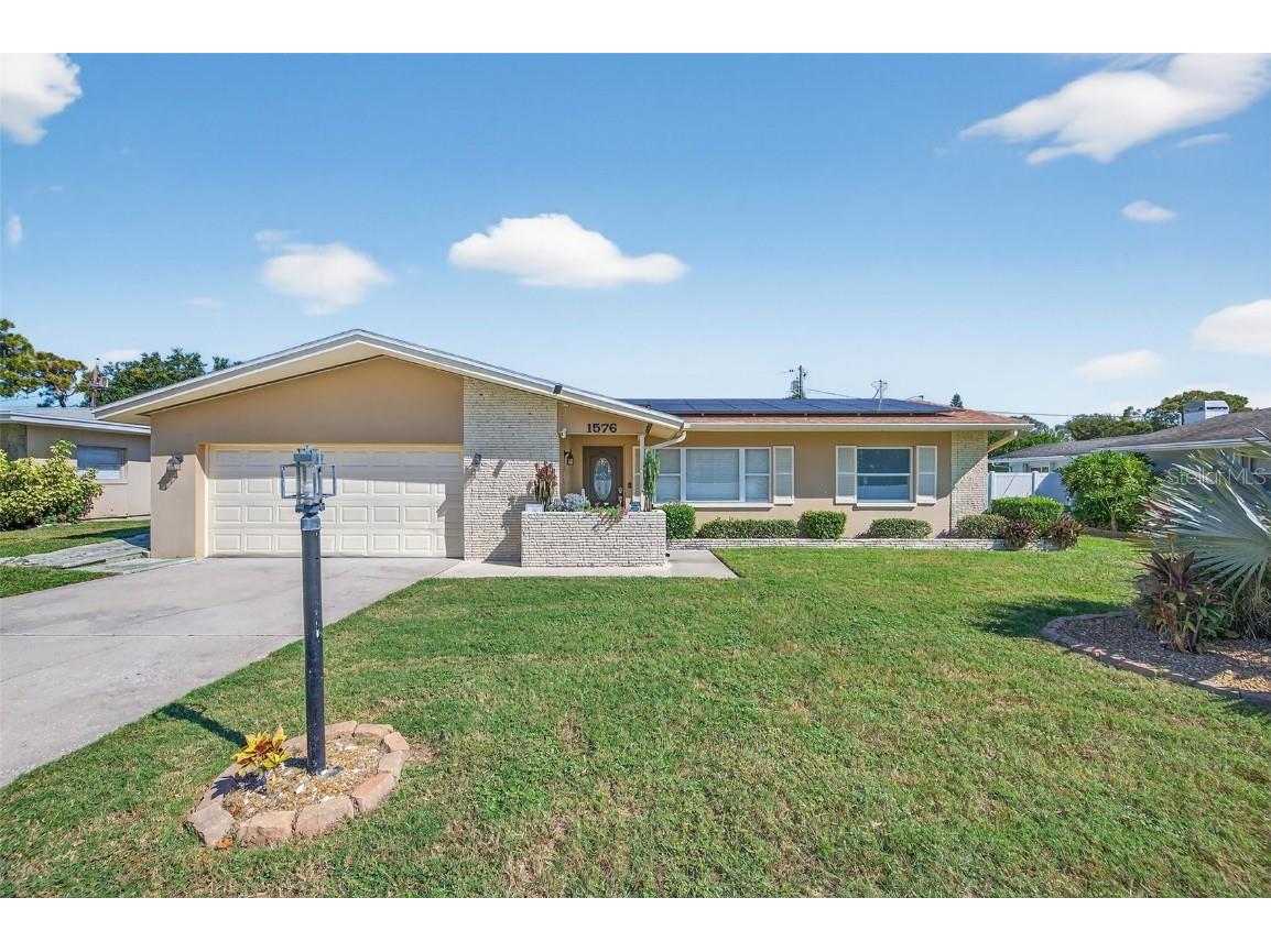 1576 Rosery Road NE Largo FL 33770 W7878714 image3