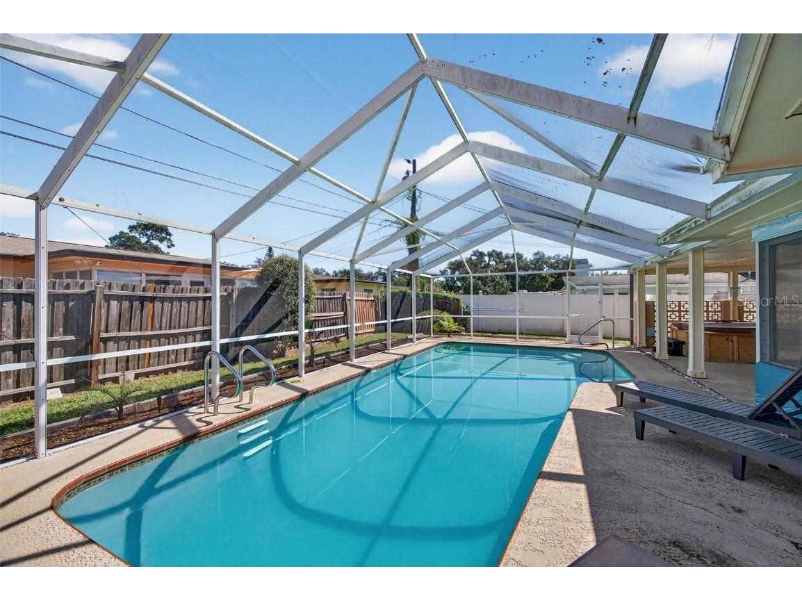 1576 Rosery Road NE Largo FL 33770 W7878714 image9