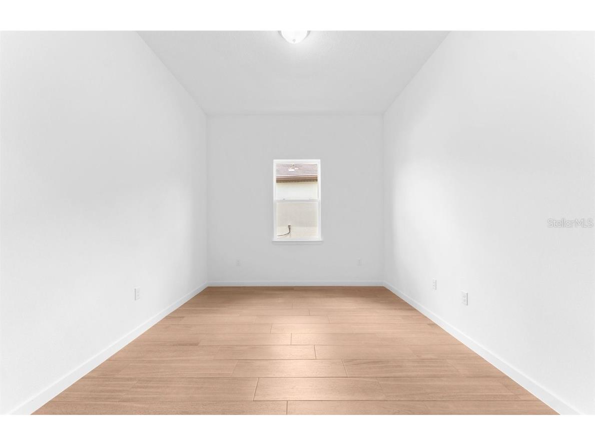 1576 Valier Point Zephyrhills FL 33541 TB8393078 image12