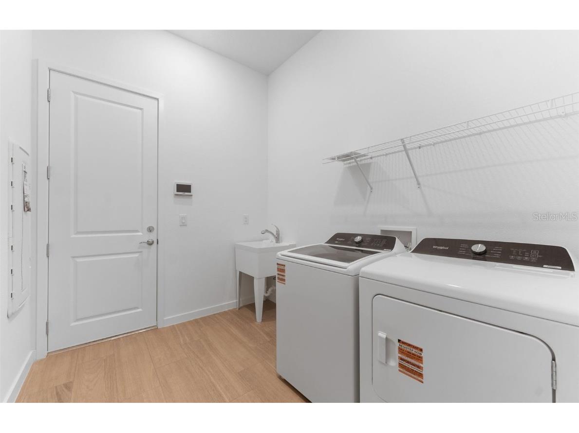 1576 Valier Point Zephyrhills FL 33541 TB8393078 image17