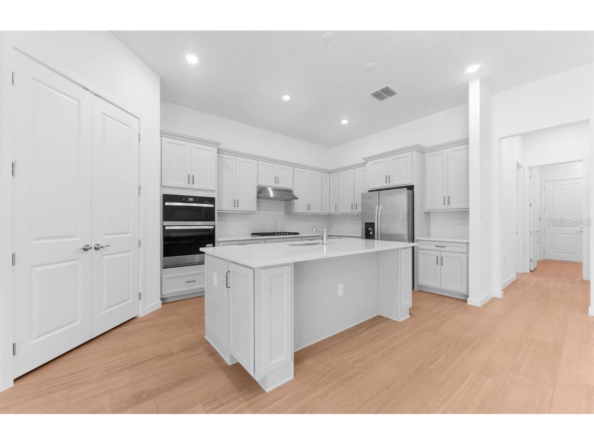 1576 Valier Point Zephyrhills FL 33541 TB8393078 image3