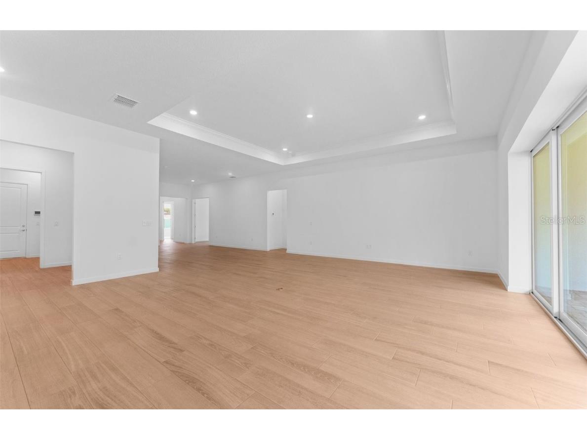 1576 Valier Point Zephyrhills FL 33541 TB8393078 image7