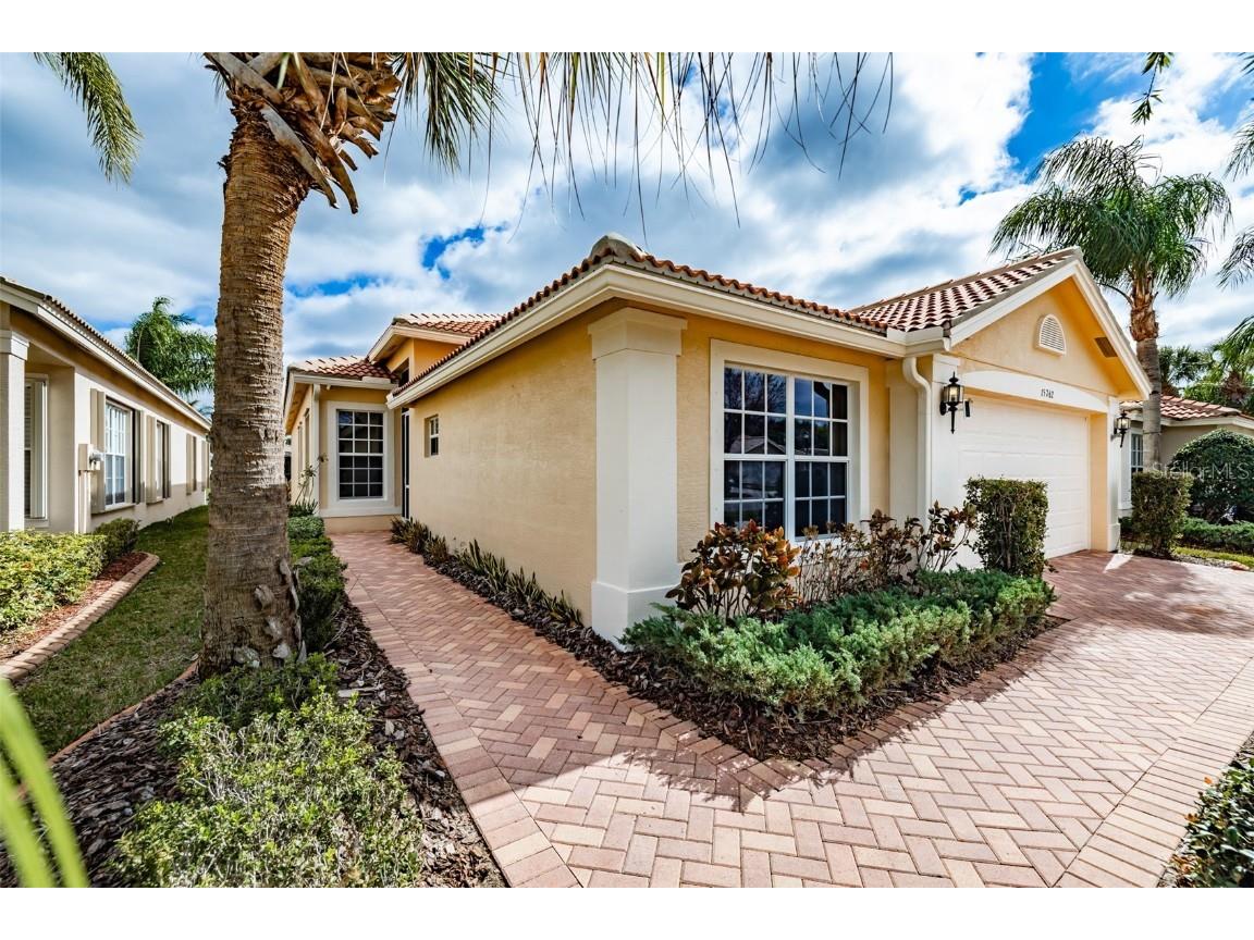 15762 Crystal Waters Drive Wimauma FL 33598 T3496324 image1