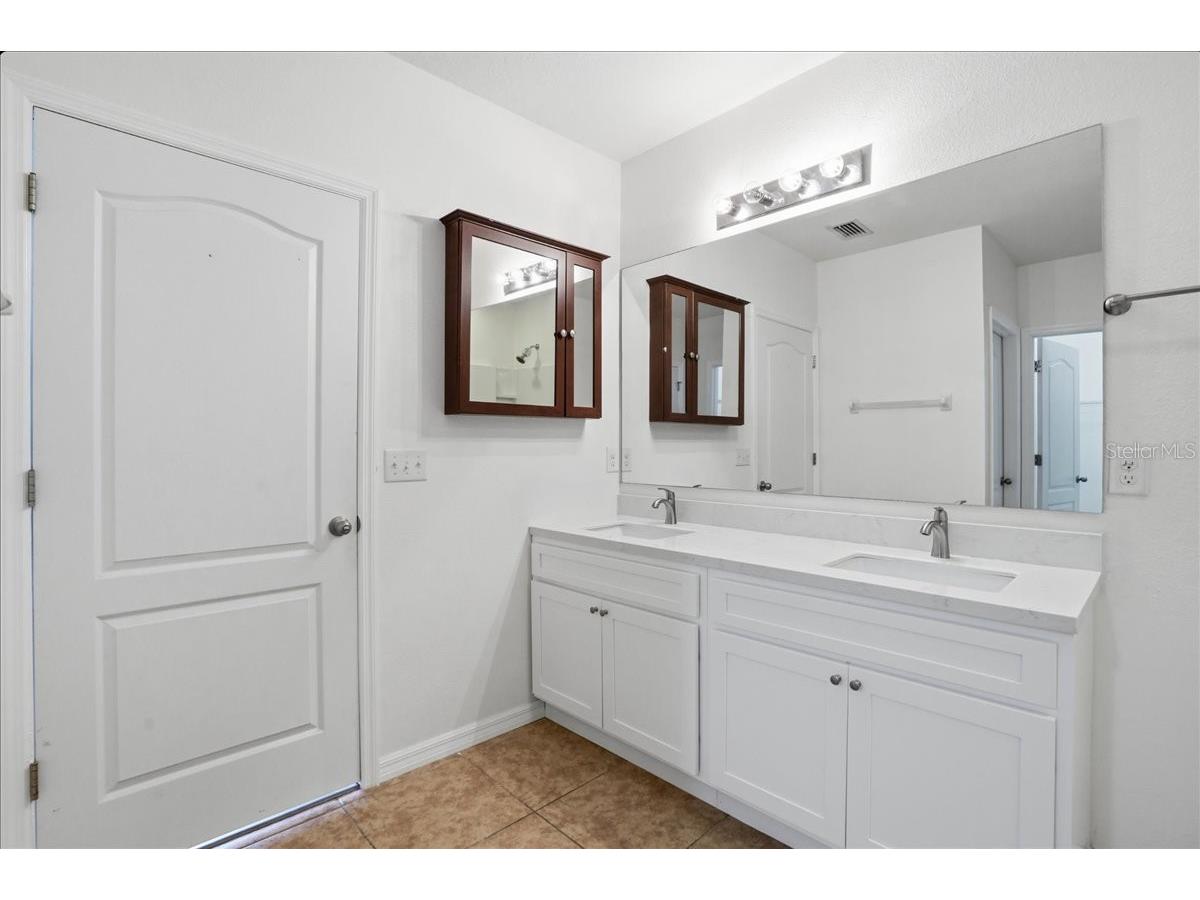 15769 High Bell Place Bradenton FL 34212 A4688696 image33